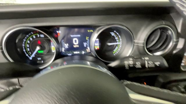 Used 2023 Jeep Wrangler Unlimited Sahara w/ Cold Weather Group AWD/4WD image 25