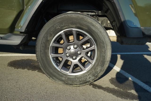 Used 2021 Jeep Gladiator Overland w/ LED Lighting Group image 42