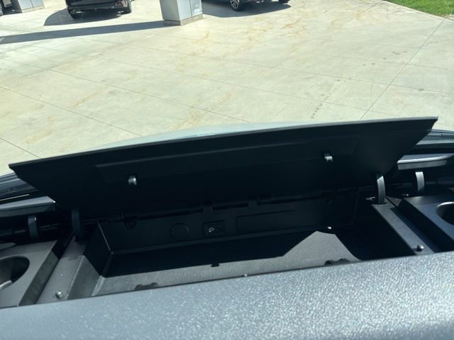 Used 2024 Mercedes-Benz Sprinter 2500 image 25