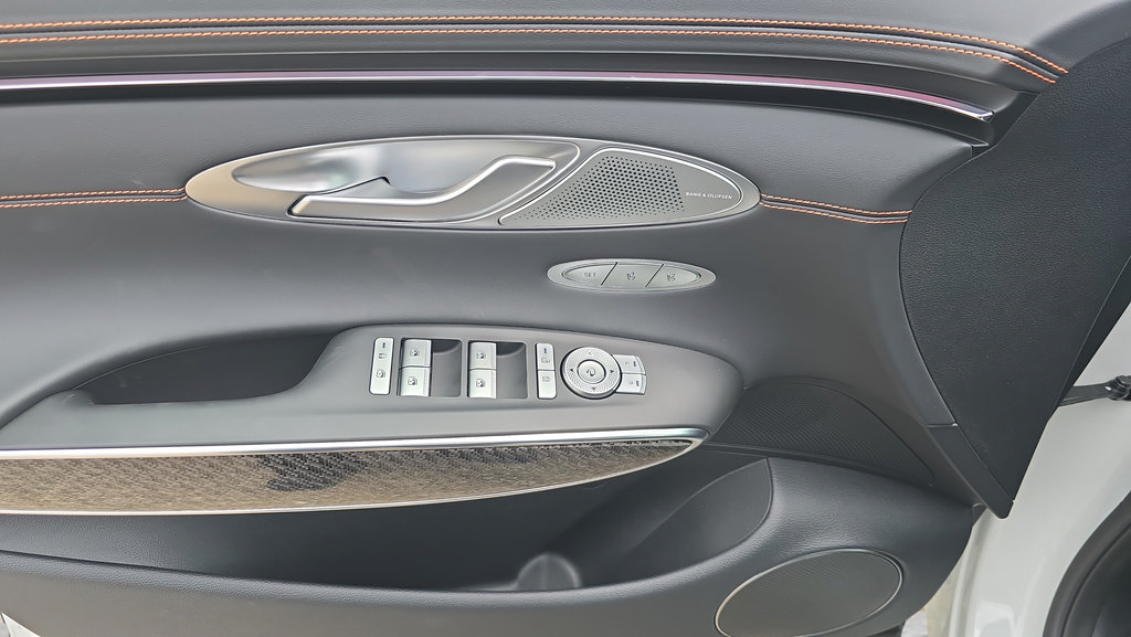 New 2026 Genesis GV70 3.5T Sport Prestige AWD/4WD image 15