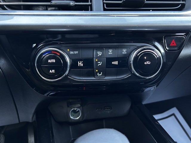 Used 2024 Chevrolet Trax LT image 23