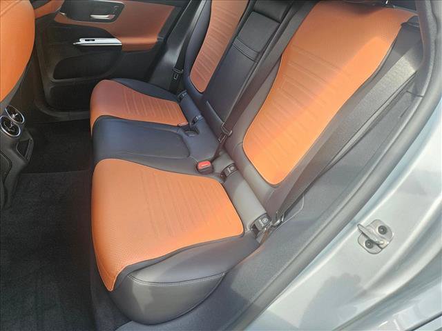 Certified 2025 Mercedes-Benz GLC 350e 4MATIC image 17