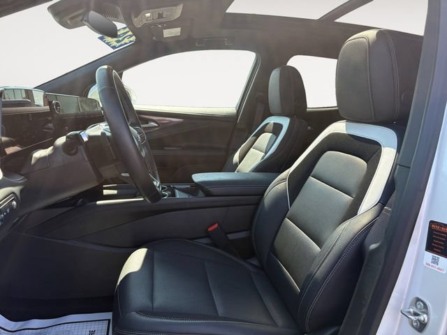 Used 2024 Chevrolet Blazer EV LT AWD/4WD image 8