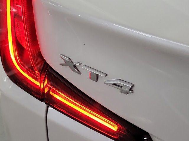 Certified 2023 Cadillac XT4 Luxury w/ Driver Awareness Package image 8