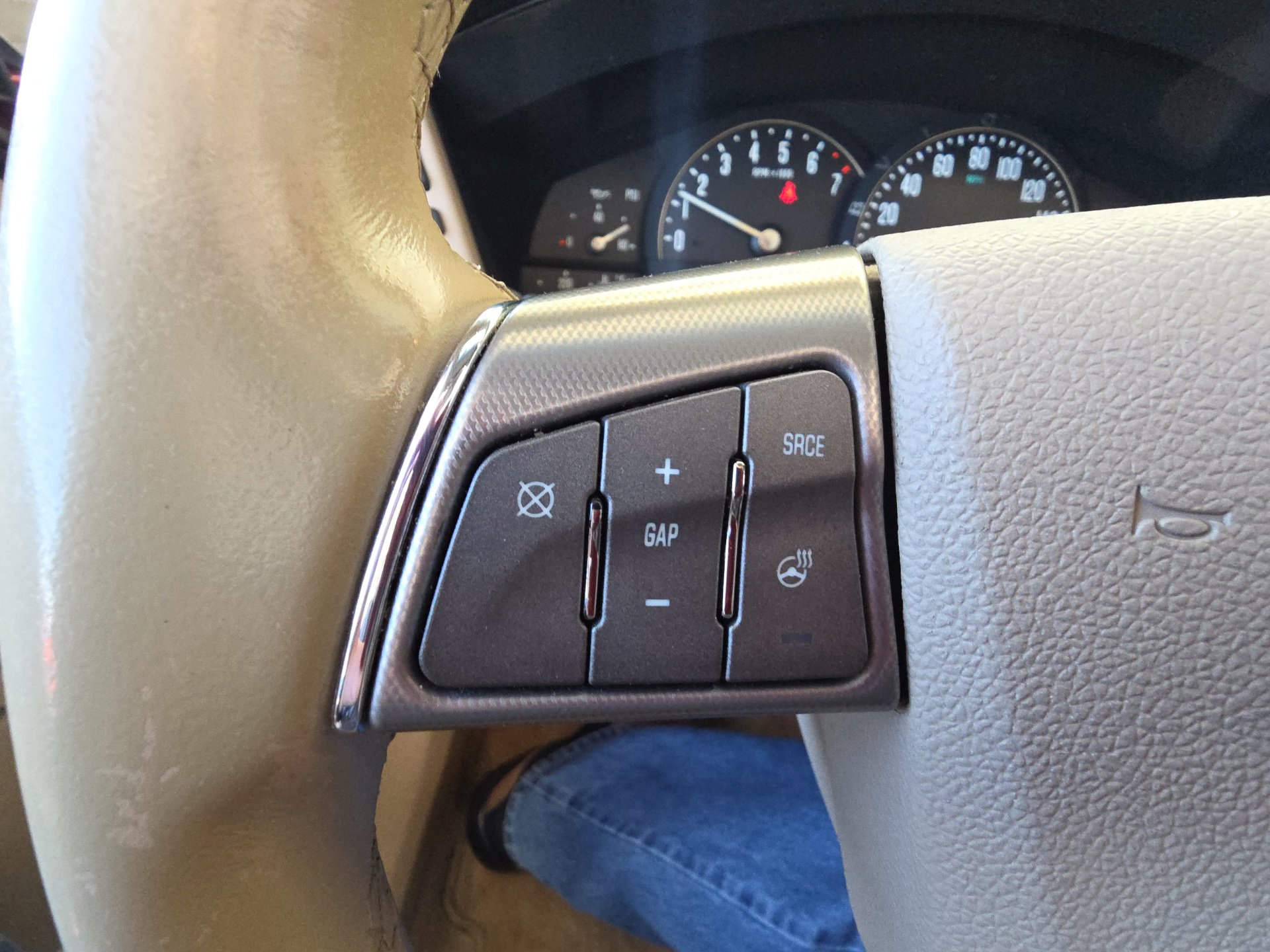 Used 2008 Cadillac XLR image 13