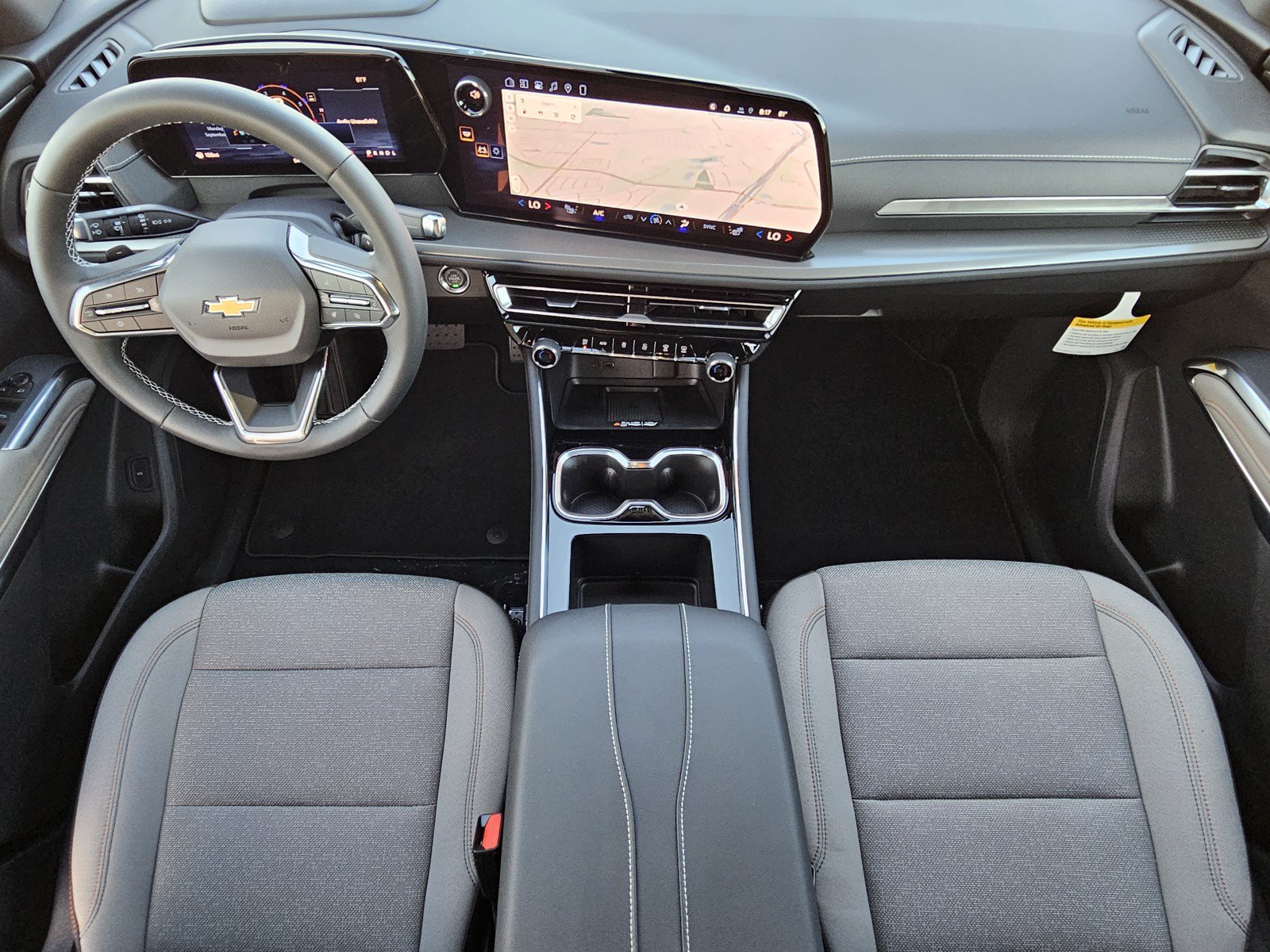 New 2027 Chevrolet Traverse LT w/ Driver Confidence Package FWD image 18