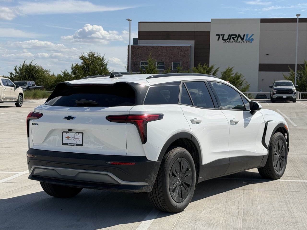 New 2027 Chevrolet Blazer EV LT w/ Midnight/Sport Edition FWD image 4