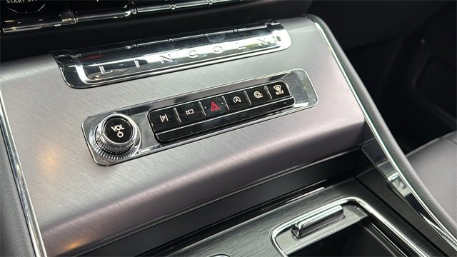 New 2026 Lincoln Aviator AWD image 21