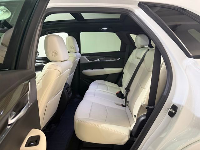 Used 2022 Cadillac XT5 Sportv w/ Technology Package image 25