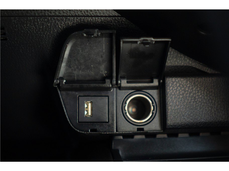 Used 2024 Toyota Camry SE FWD image 40