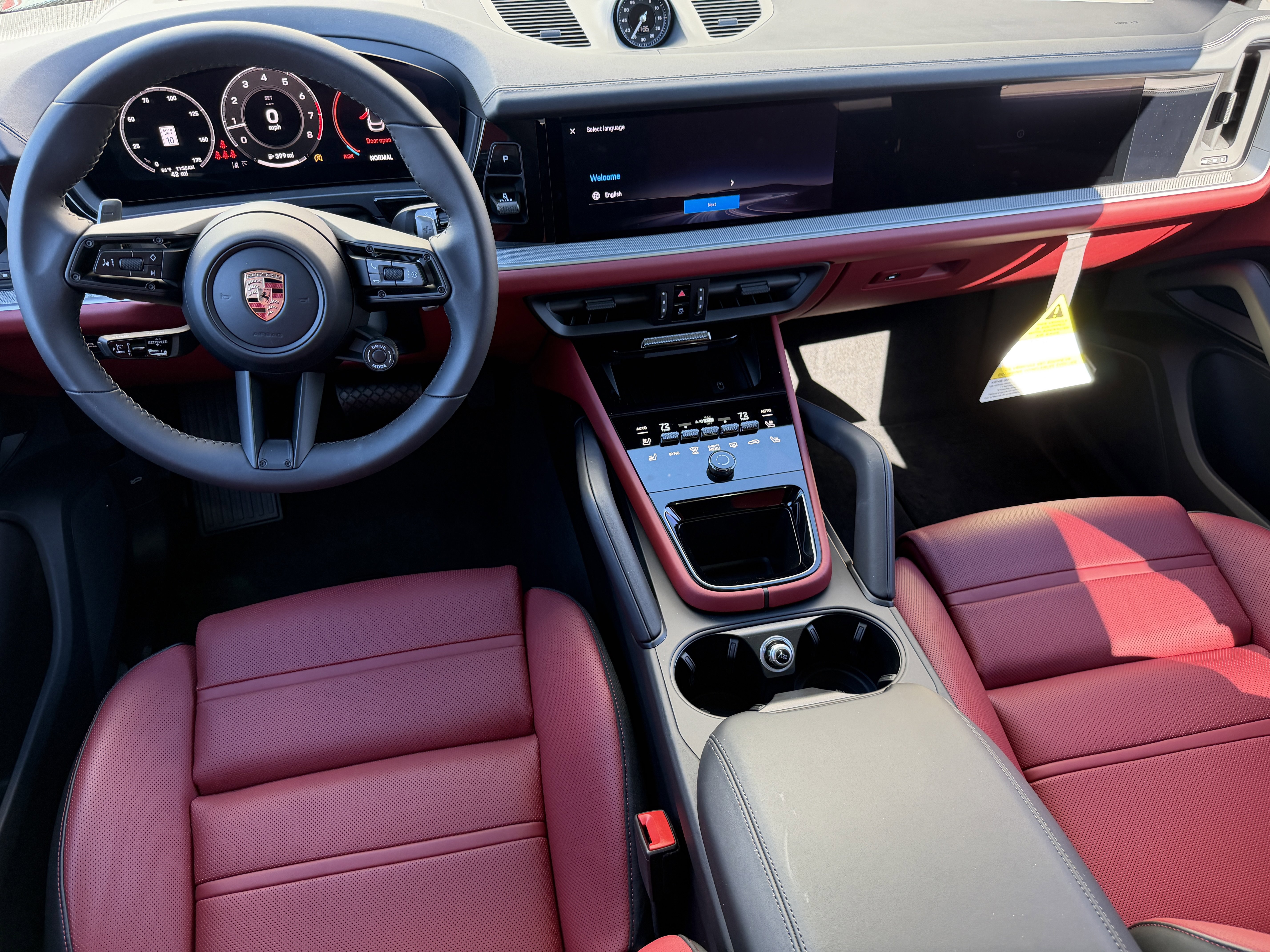 New 2026 Porsche Cayenne Coupe image 17