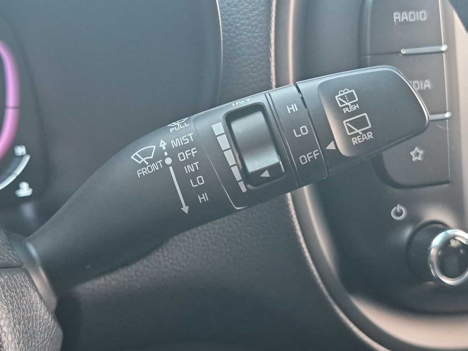 Used 2024 Kia Soul LX w/ LX Technology Package FWD image 24