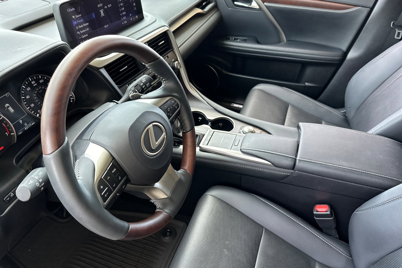 Used 2022 Lexus RX 350 AWD w/ Premium Package image 10