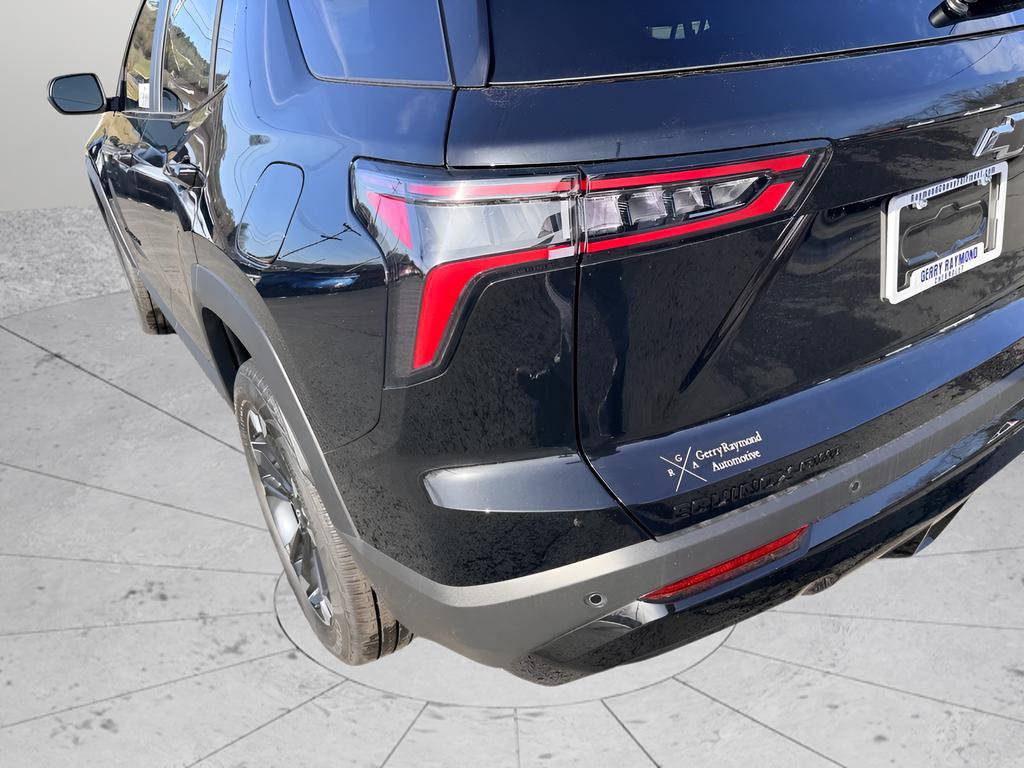 New 2026 Chevrolet Equinox RS w/ LPO, Floor Liner Package image 8