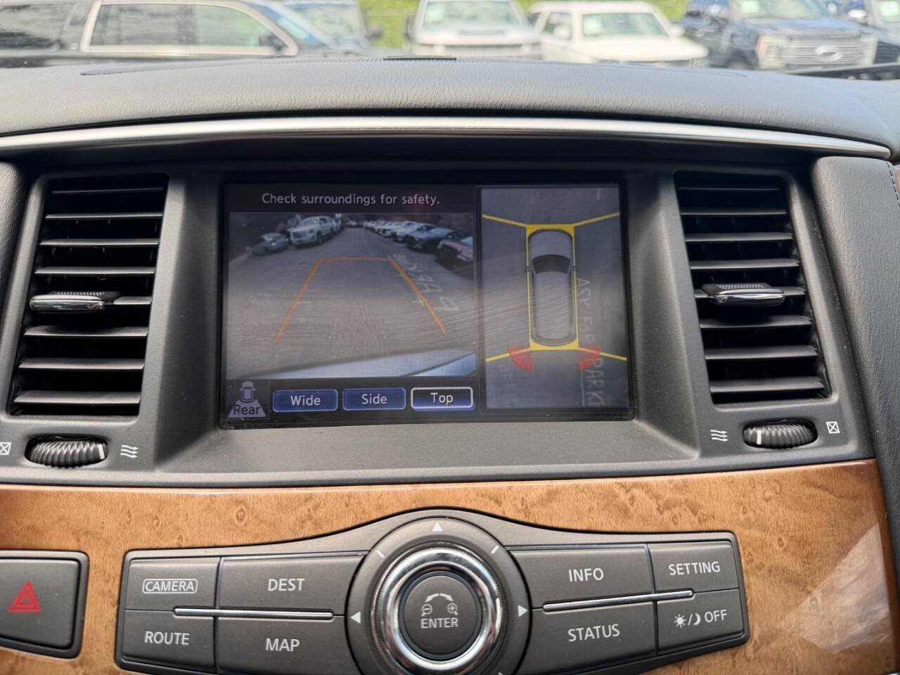Used 2011 INFINITI QX56 4WD w/ Theater Pkg image 26