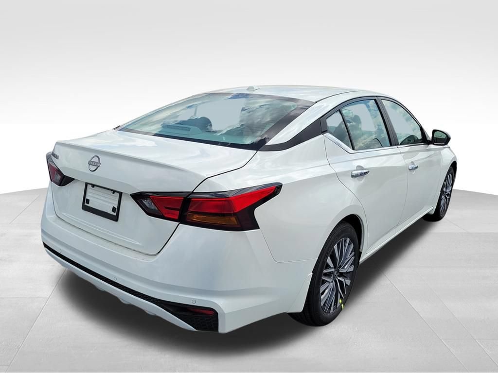New 2026 Nissan Altima 2.5 SV FWD image 7