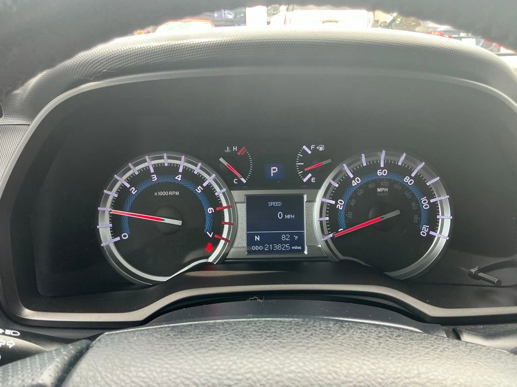 Used 2014 Toyota 4Runner Limited AWD/4WD image 12