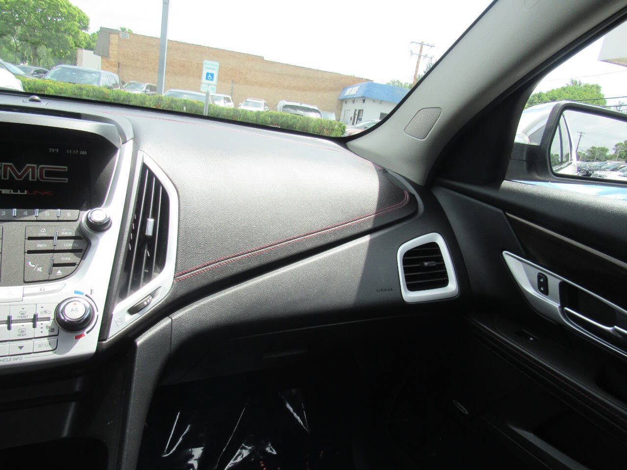 Used 2015 GMC Terrain Denali FWD image 31