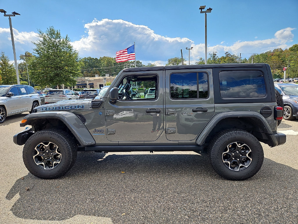 Used 2023 Jeep Wrangler Unlimited Rubicon 4xe w/ Cold Weather Group AWD/4WD image 4