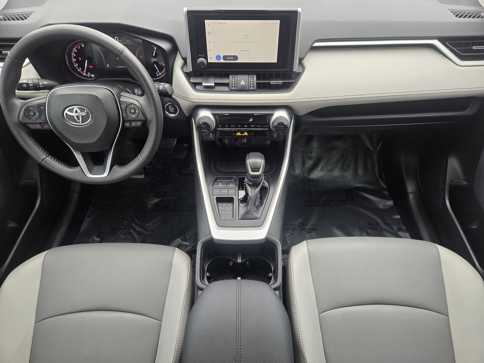 Used 2023 Toyota RAV4 XLE Premium image 29