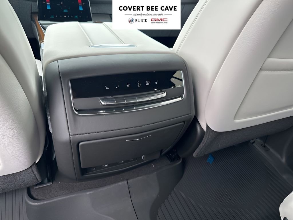 Used 2026 Cadillac Escalade Platinum Sport w/ LPO, Floor Liner Package image 26