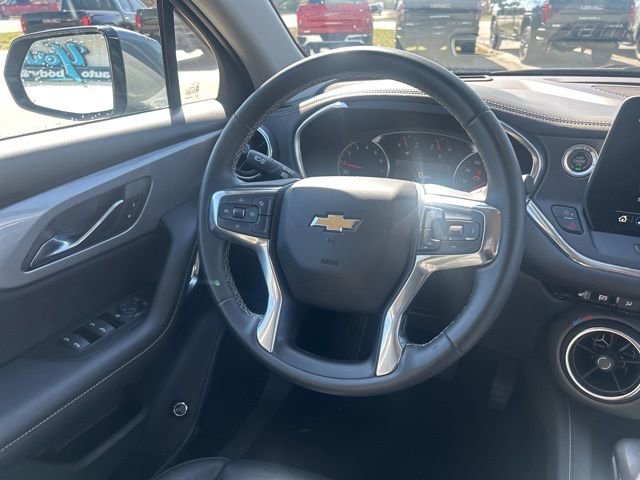 Used 2023 Chevrolet Blazer LT image 39
