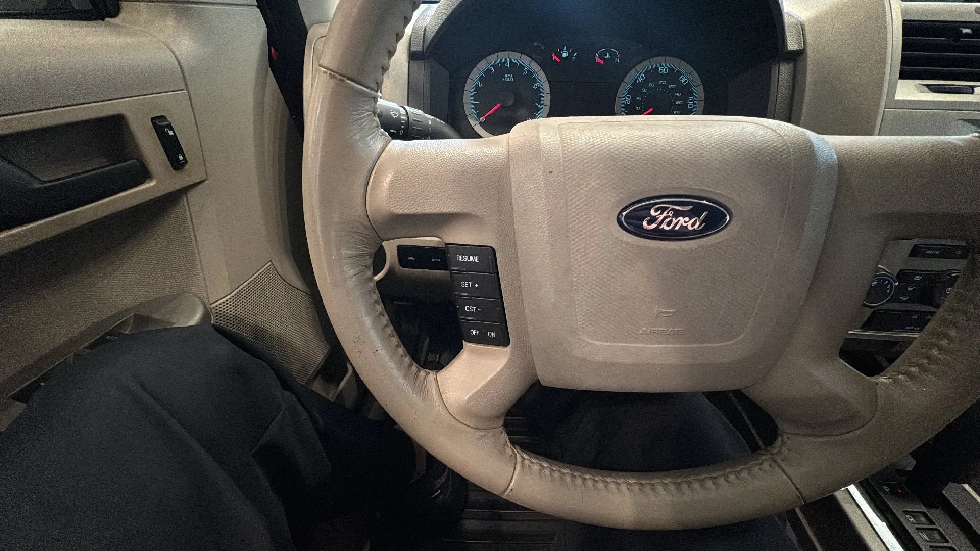 Used 2008 Ford Escape XLT FWD image 36