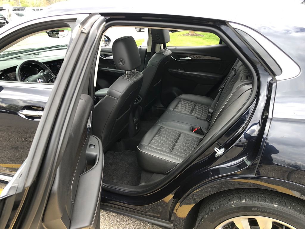 Used 2021 Buick Envision Avenir w/ Technology Package II AWD/4WD image 22
