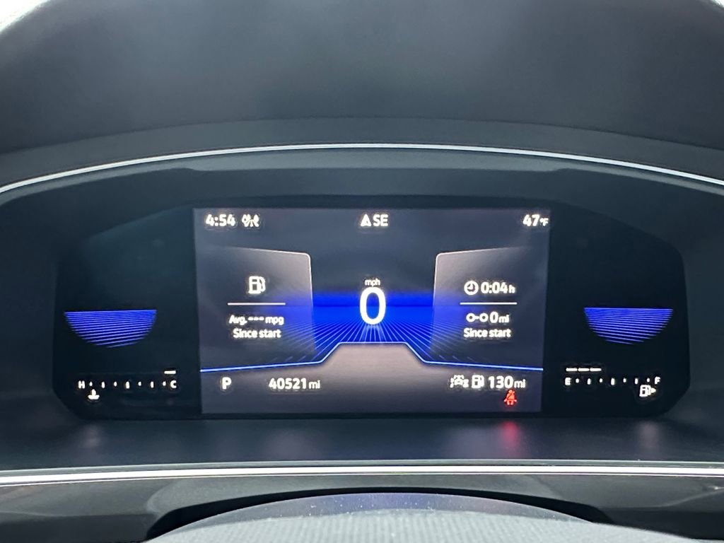 Used 2022 Volkswagen Tiguan SE image 13