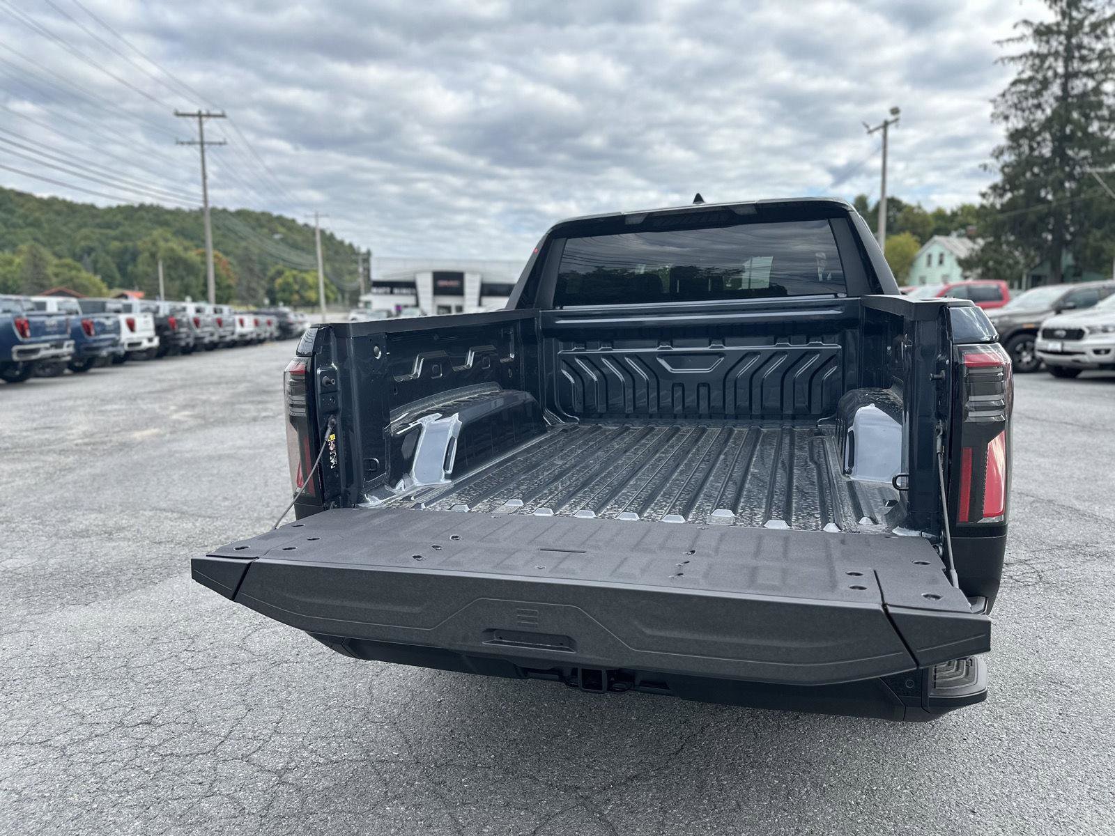 New 2026 GMC Sierra EV Elevation image 33