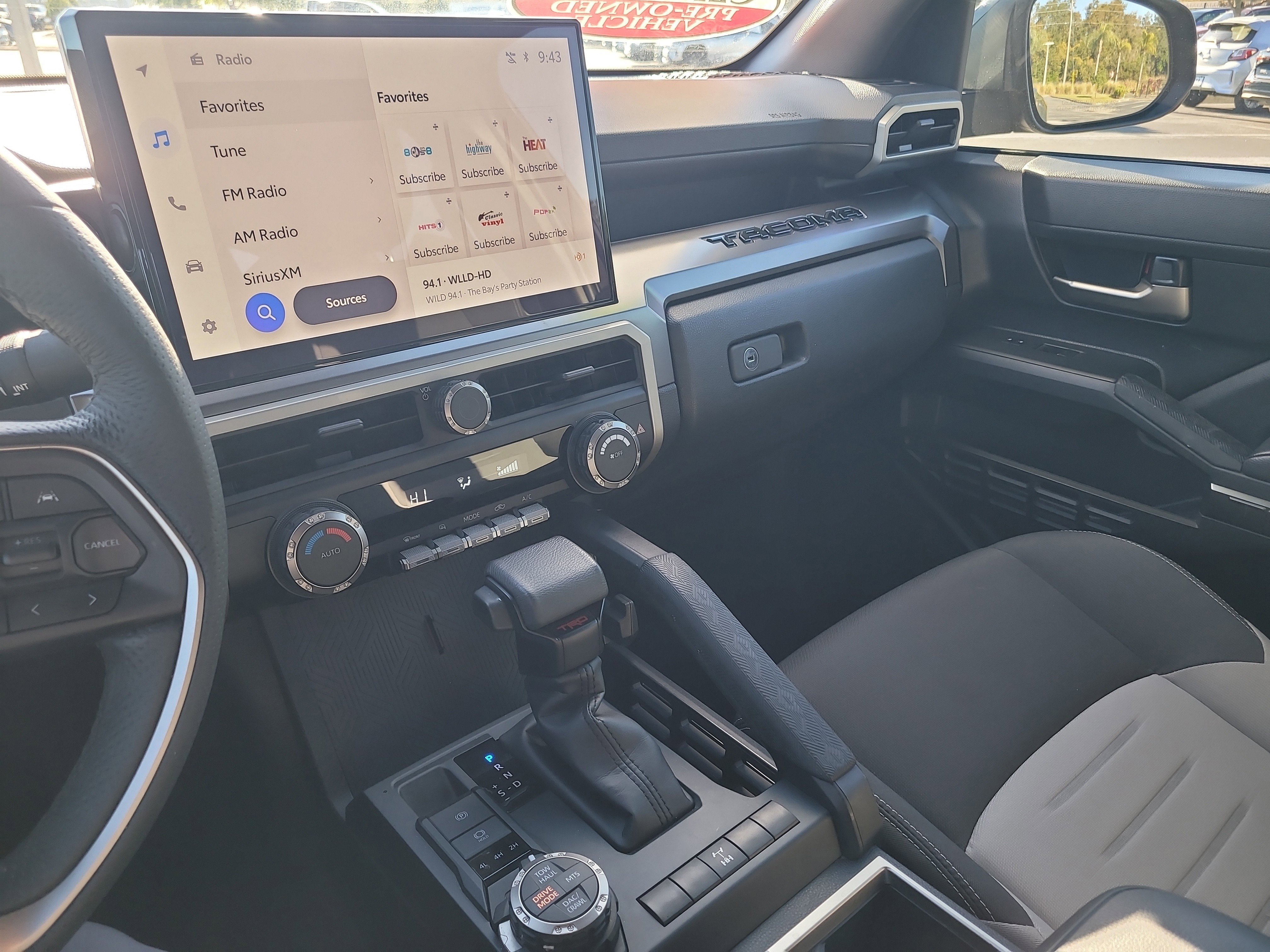 Certified 2025 Toyota Tacoma TRD Off-Road image 22