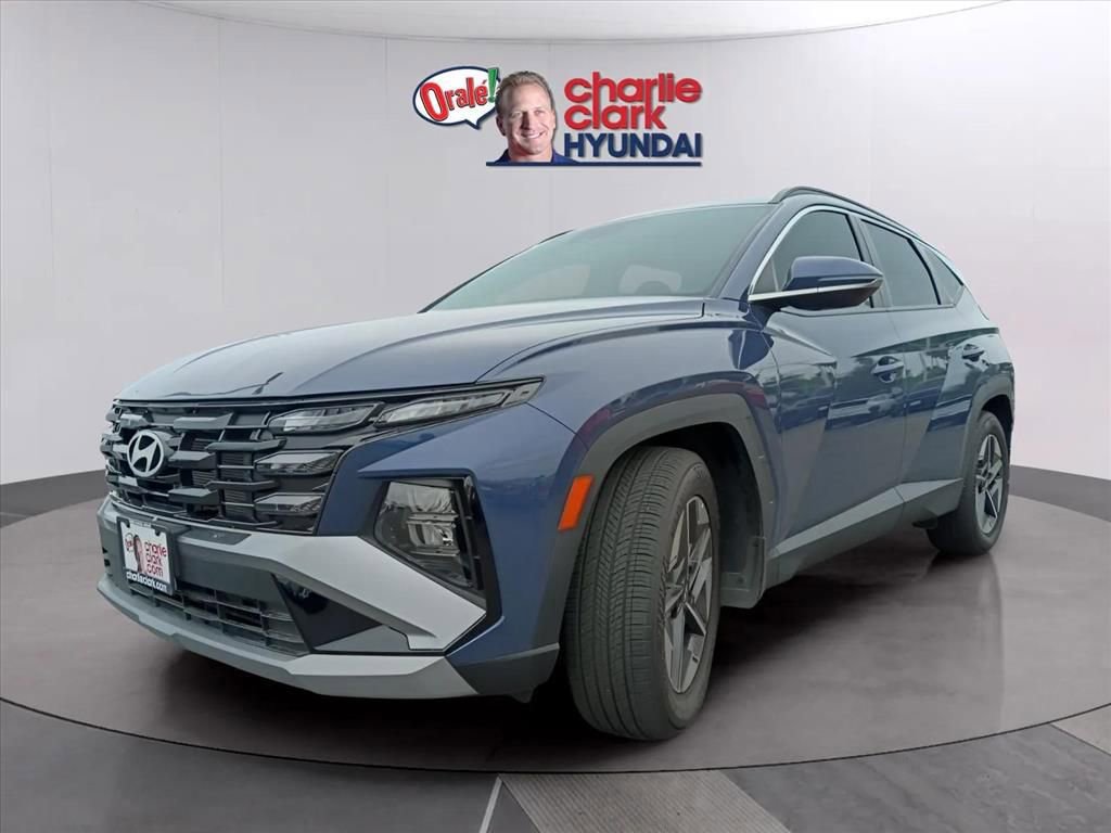 Used 2025 Hyundai Tucson SEL FWD image 1