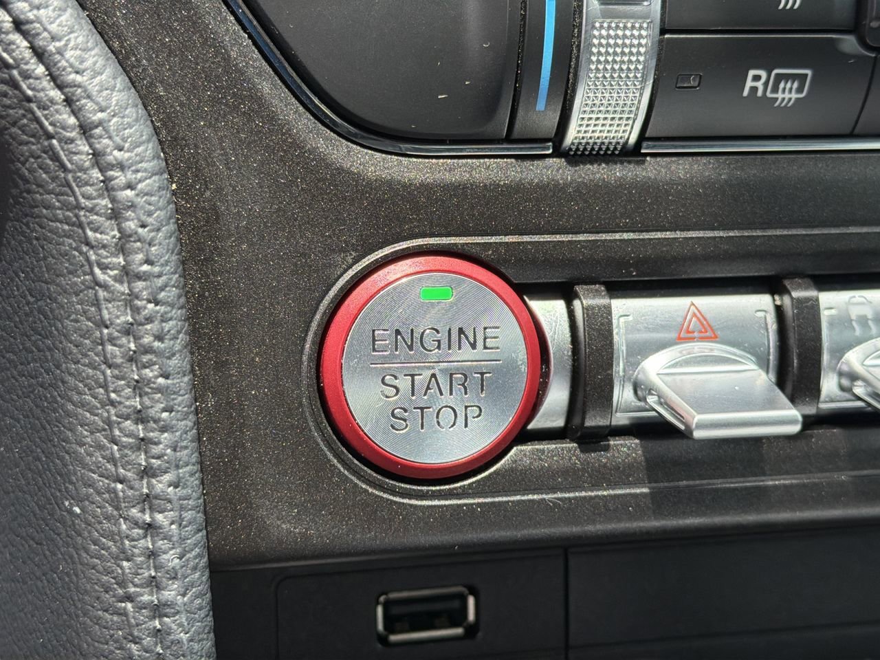Used 2022 Ford Mustang GT Premium w/ Equipment Group 401A RWD image 29