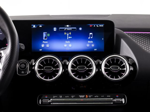 Certified 2024 Mercedes-Benz GLA 250 4MATIC image 32