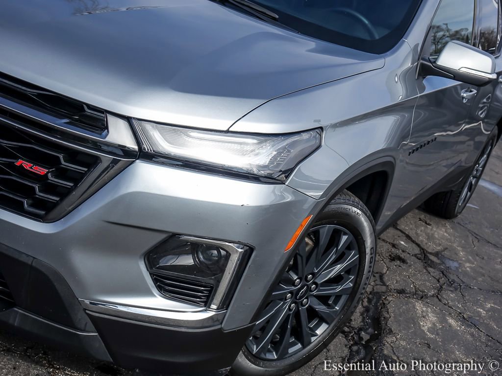 Used 2023 Chevrolet Traverse RS image 7