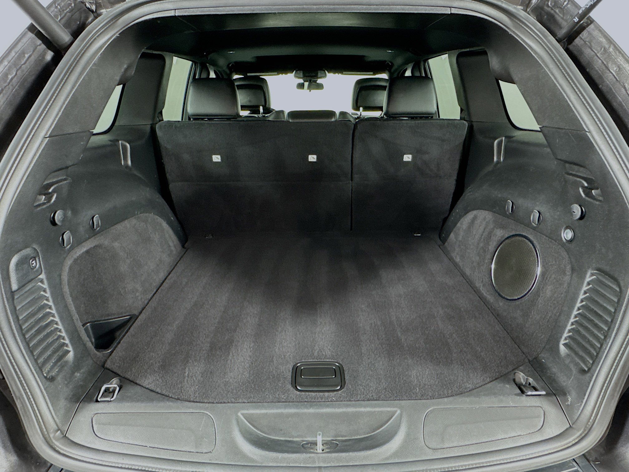 Used 2021 Jeep Grand Cherokee Laredo X image 27