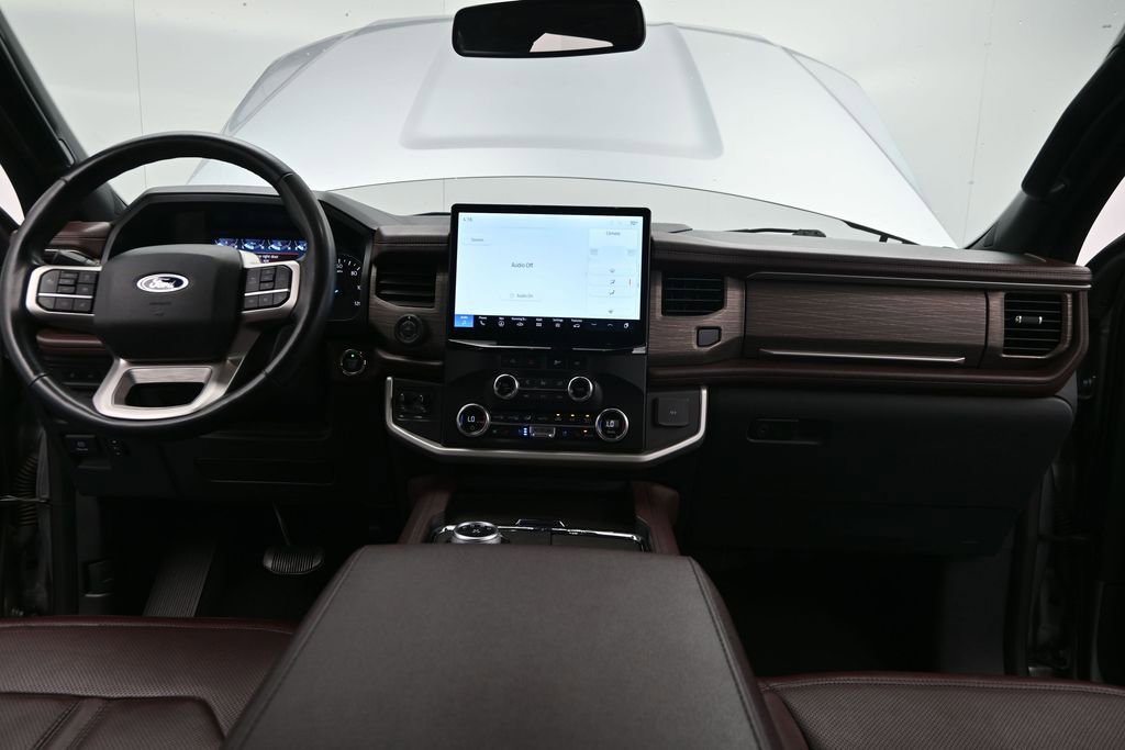 Used 2023 Ford Expedition Max Limited AWD/4WD image 31