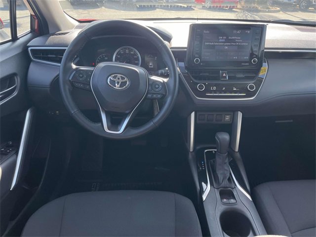 Used 2022 Toyota Corolla Cross LE image 4