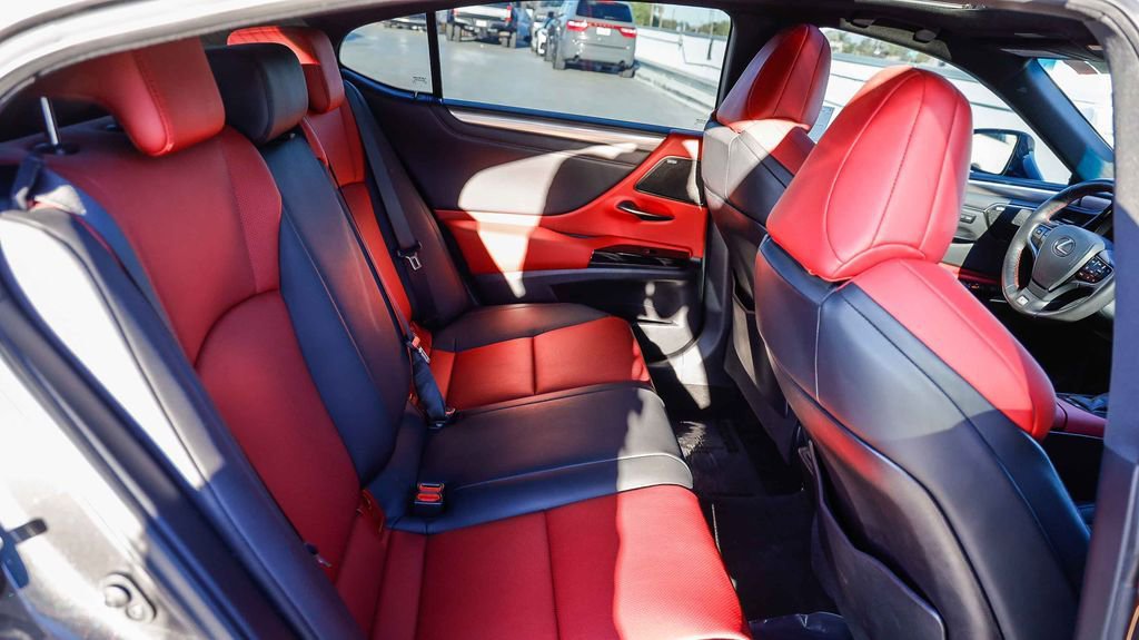 Used 2024 Lexus ES 300h F Sport w/ Accessory Package (Z2) image 20
