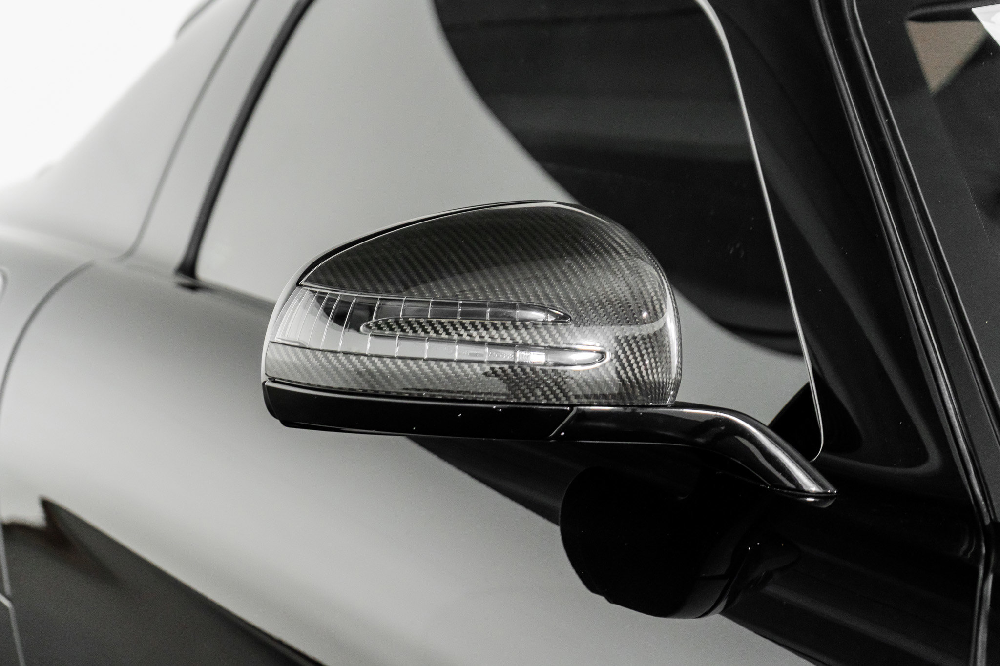 Used 2011 Mercedes-Benz SLS AMG Coupe image 20