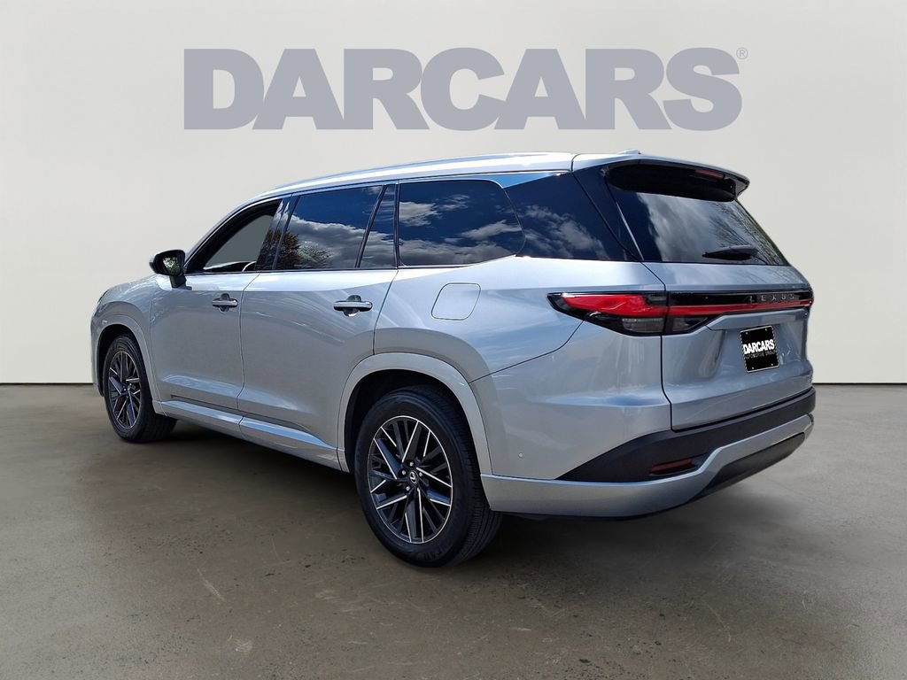 Used 2025 Lexus TX 350 AWD w/ Technology Package image 4