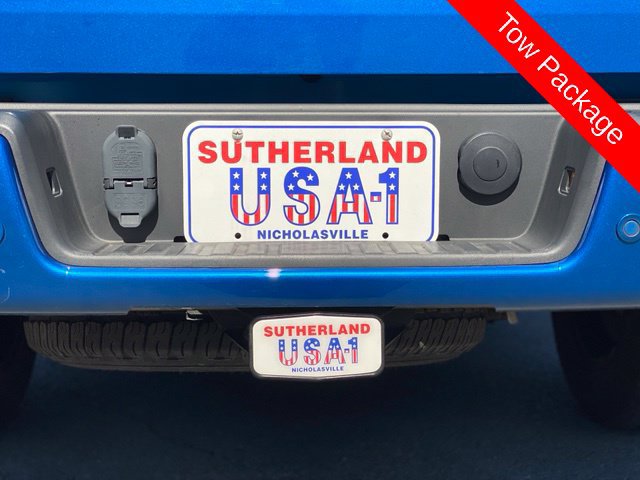 Used 2021 Chevrolet Colorado Z71 w/ Safety Package AWD/4WD image 12