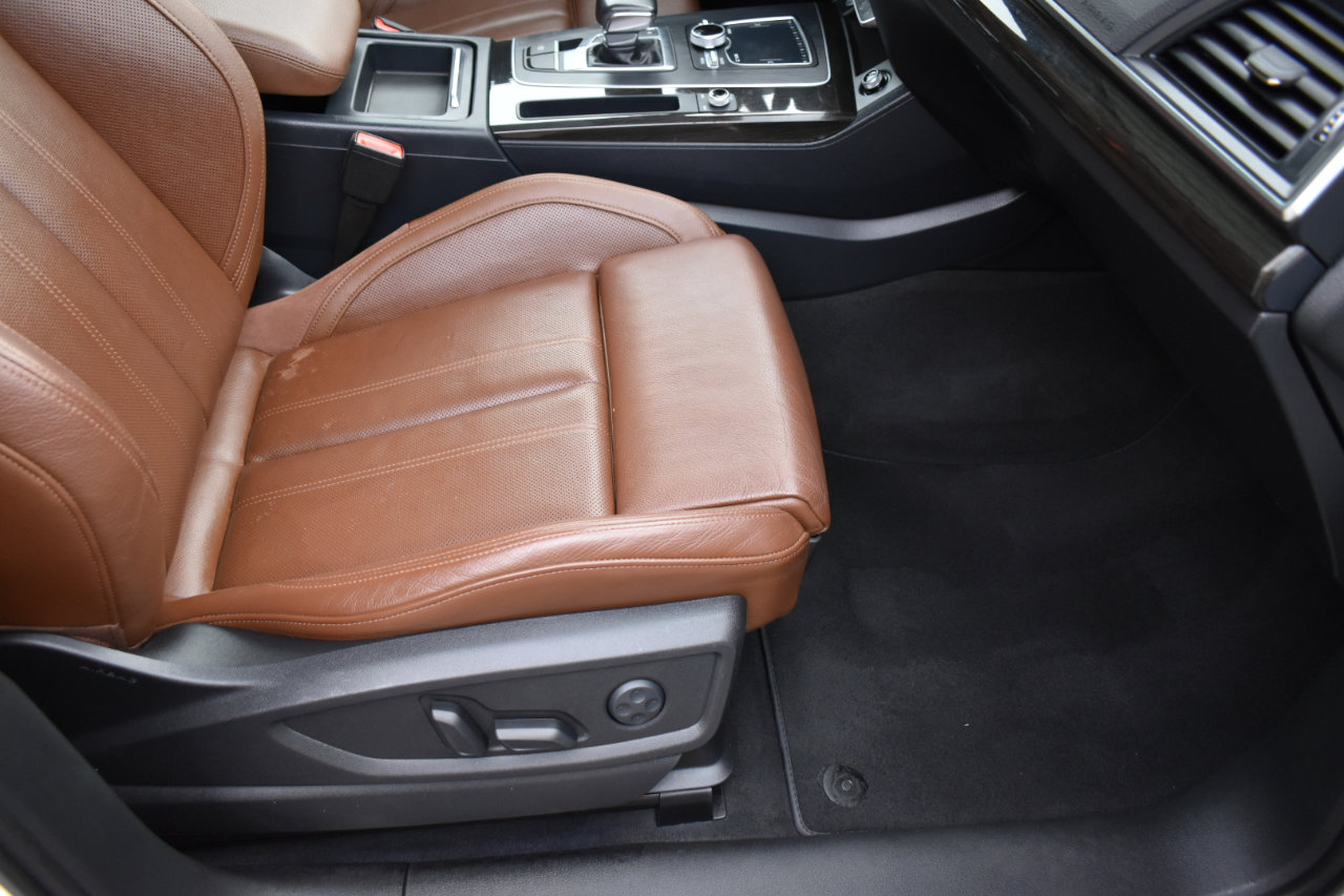 Used 2018 Audi Q5 2.0T Premium Plus w/ Premium Plus Package image 30