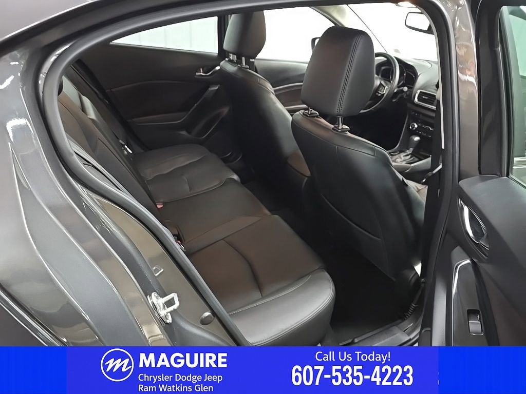 Used 2017 MAZDA MAZDA3 Grand Touring w/ Premium Equipment Package FWD image 21