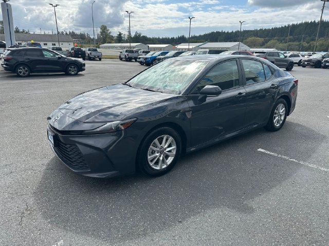 Used 2025 Toyota Camry LE FWD image 6