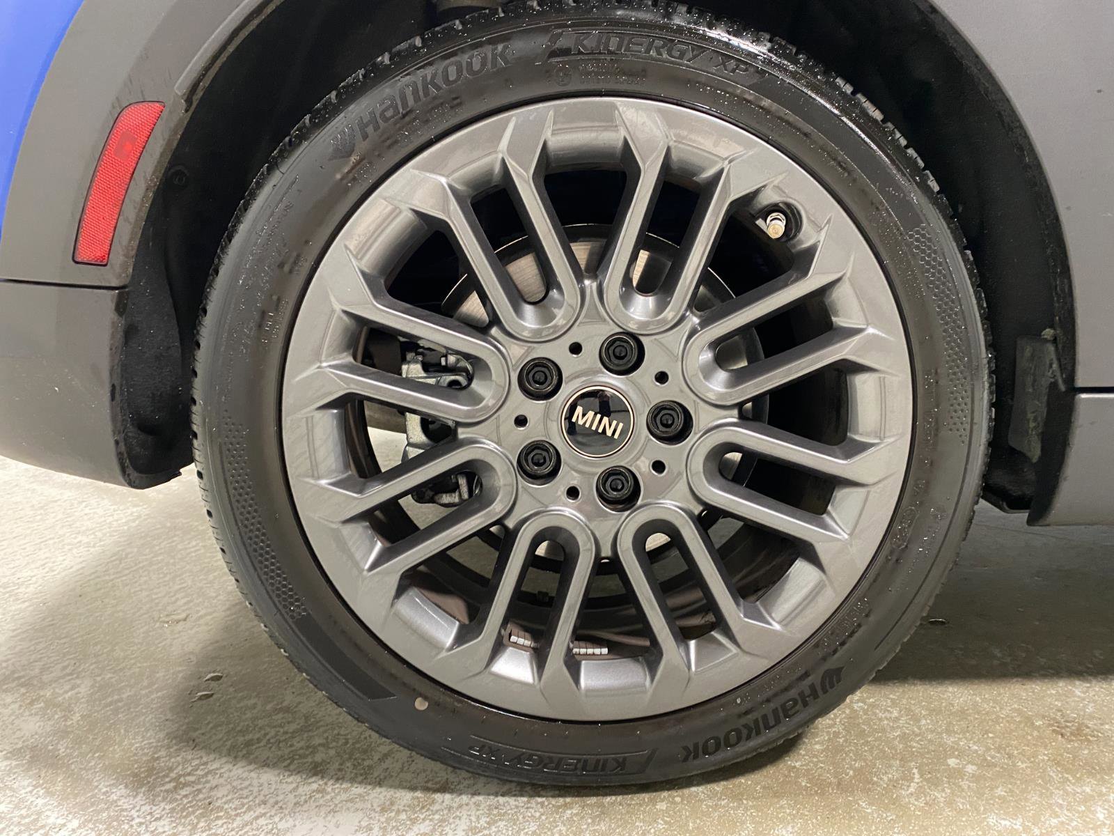Certified 2025 MINI Cooper S image 25
