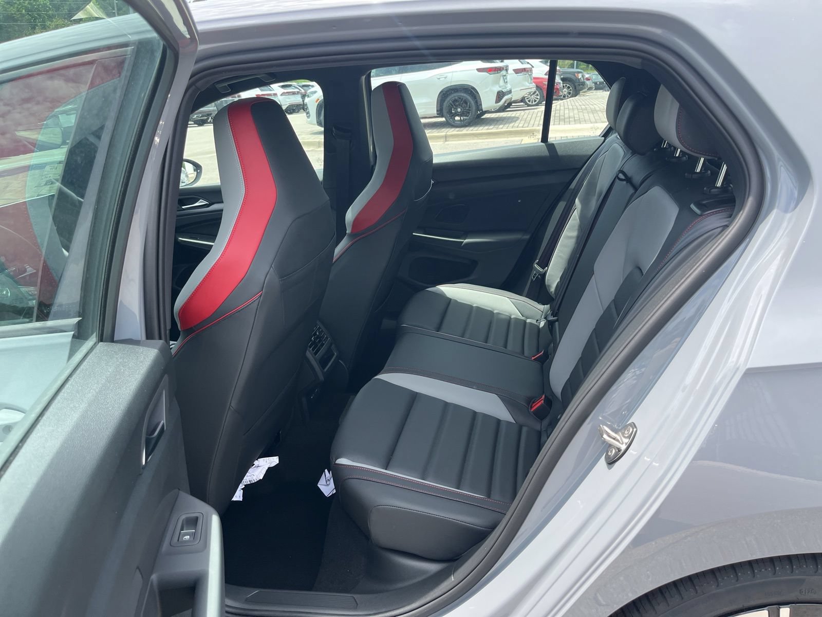 New 2026 Volkswagen GTI SE FWD image 21