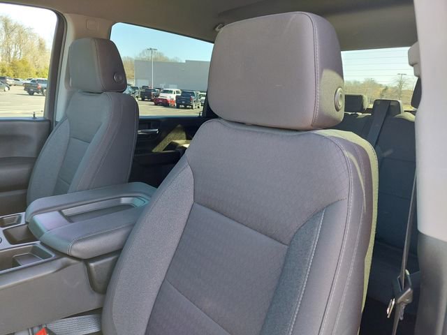 Used 2024 Chevrolet Silverado 2500 Custom w/ Custom Value Package image 6