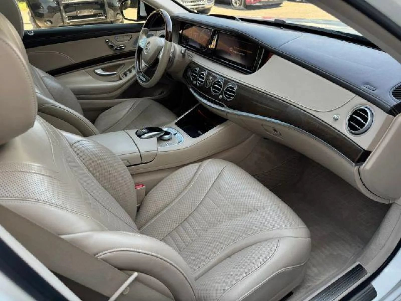 Used 2015 Mercedes-Benz S 550 Sedan image 28