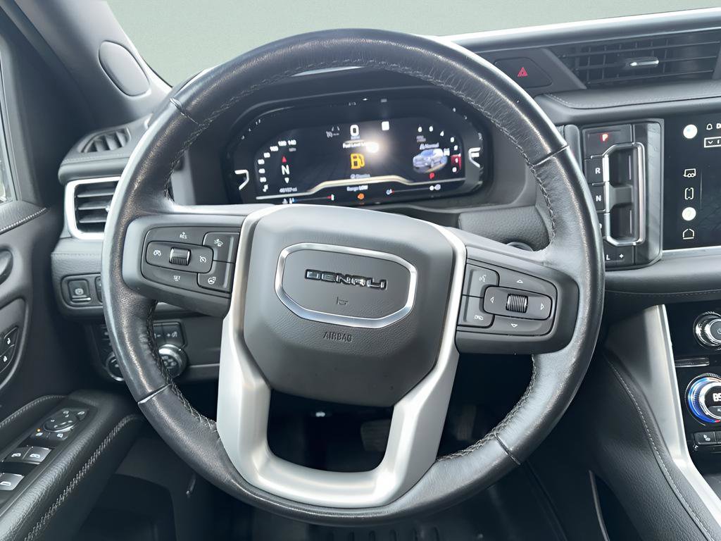 Used 2022 GMC Yukon XL Denali image 19